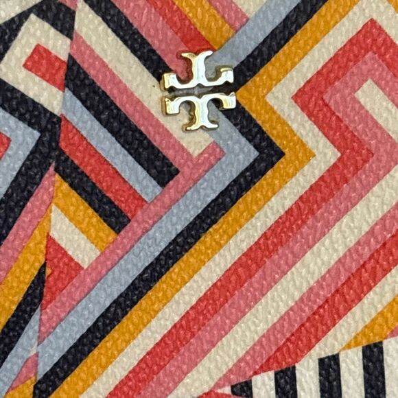 Tory Burch Kerrington geometric T leather crossbody purse bag - Picture 6 of 11